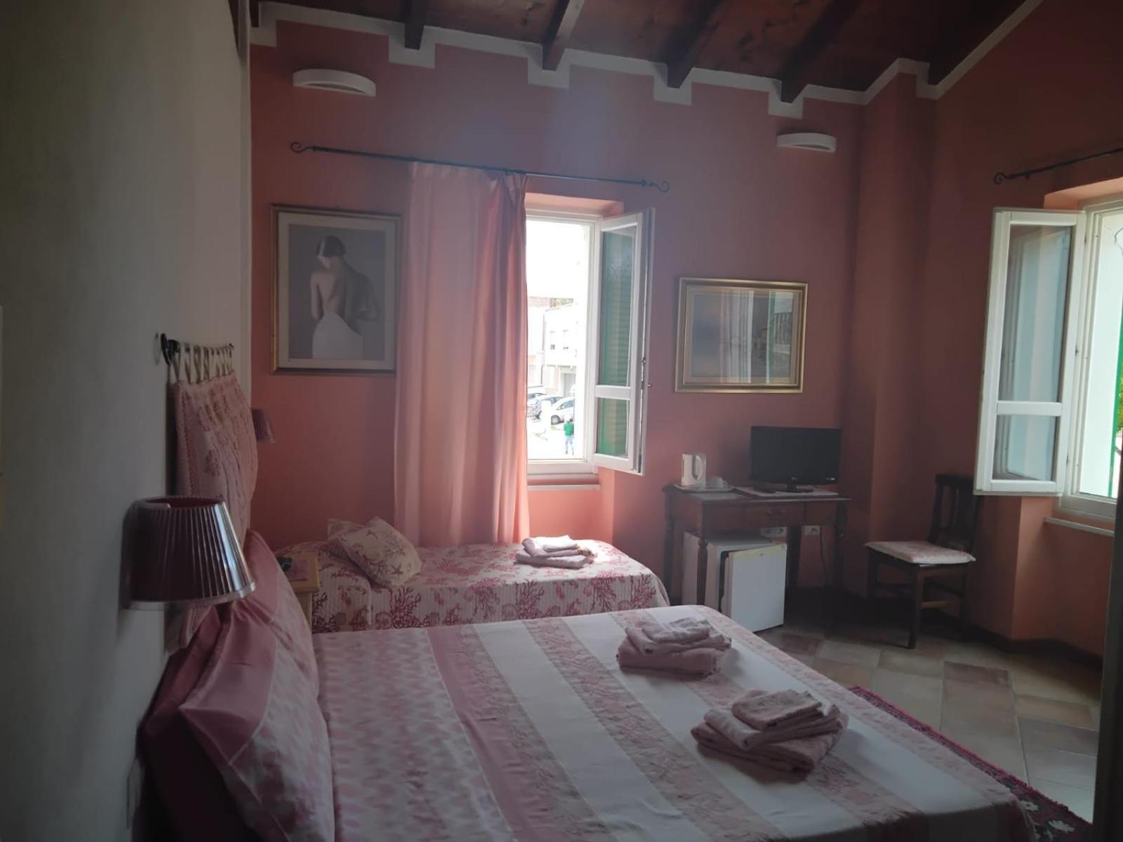 B&B Guest House Il Porto Vecchio Stintino Eksteriør bilde